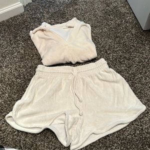 Wilfred Free Cream Short & Top Set